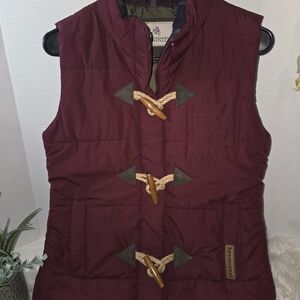 Legendary Whitetails Puff Vest In Burgandy, Size XS